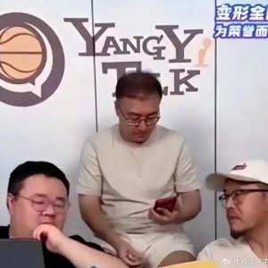 开云下载-经纪人和杨毅同时爆料！林书豪在CBA遭国内球员恐吓，再突破就被废掉