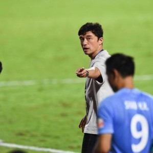 开云-年轻球员依然“压着打” 今晚诠释大连为何是足球城