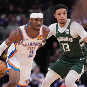 亚历山大40+7+11雷霆大胜雄鹿 字母哥19+14+7隔扣霍姆格伦